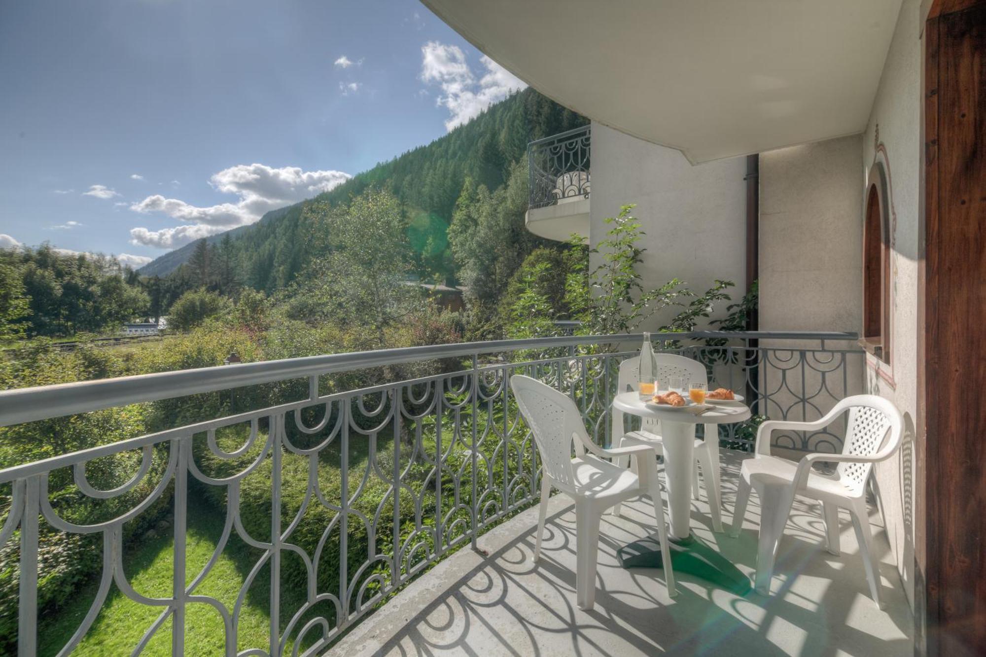 Residence Le Cristal Apartments Chamonix ภายนอก รูปภาพ