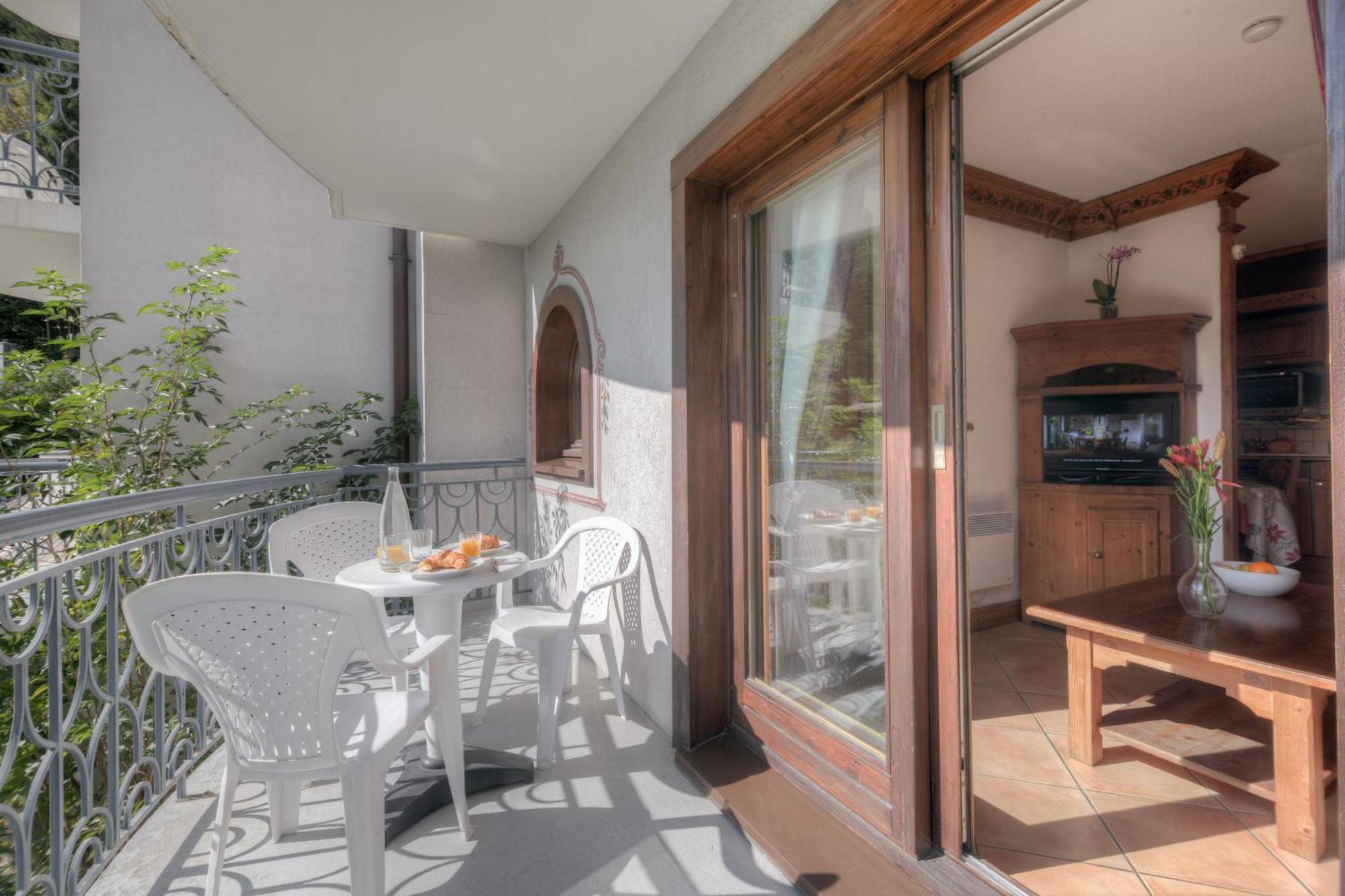 Residence Le Cristal Apartments Chamonix ภายนอก รูปภาพ