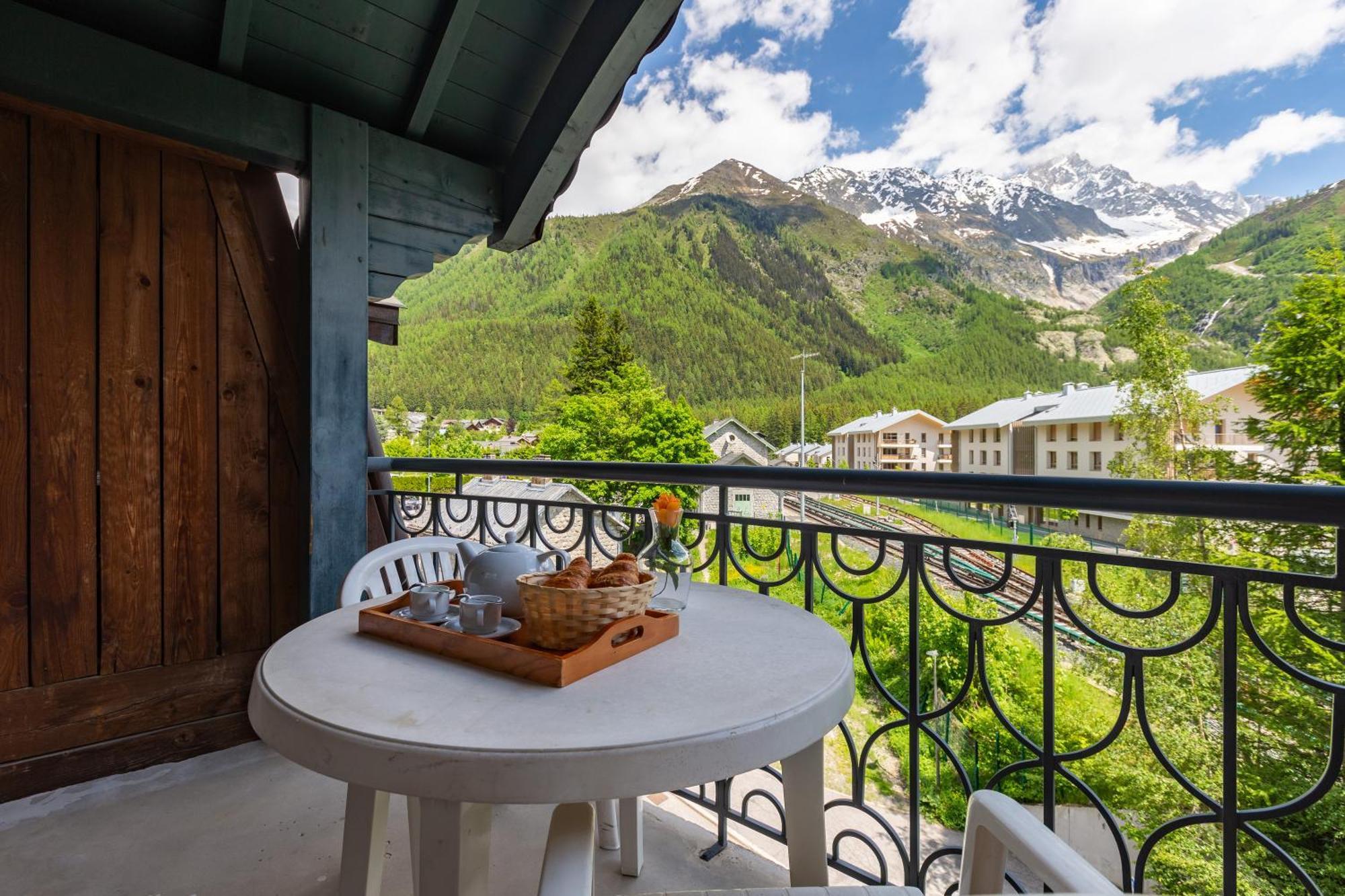 Residence Le Cristal Apartments Chamonix ภายนอก รูปภาพ